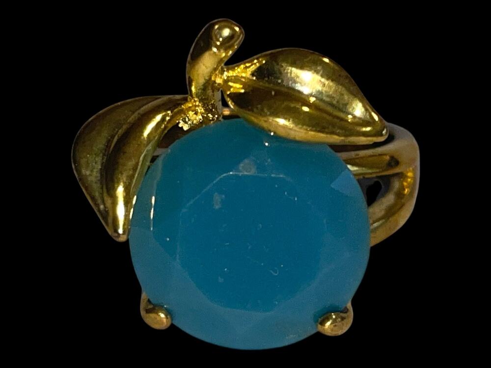 Vintage Sarah Coventry Ring | Blue Faceted glass stone | Gold Toned | EUC | Sz 9
